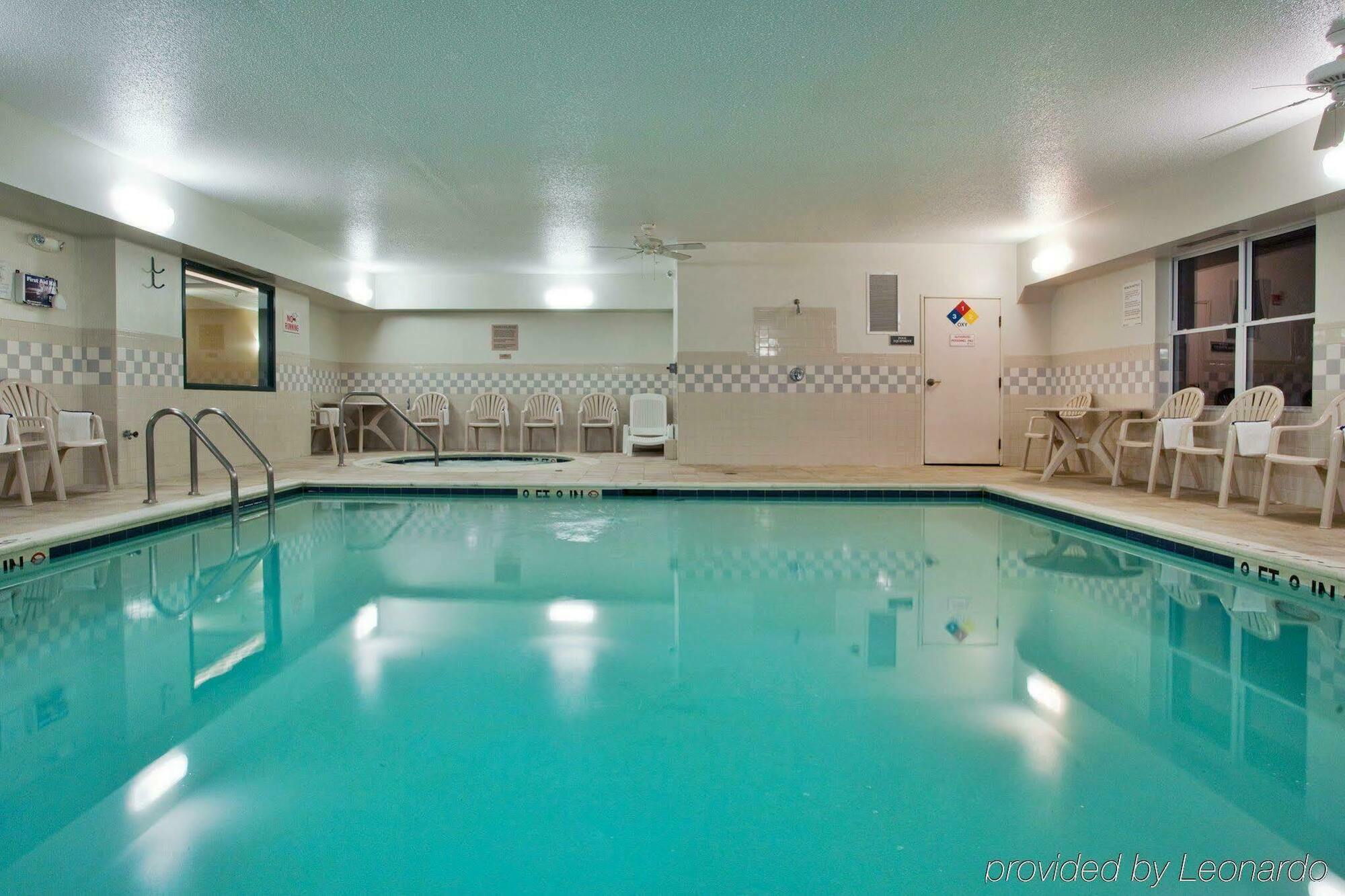 Country Inn & Suites By Radisson, Washington, Dc East - Capitol Heights, Md Eksteriør bilde